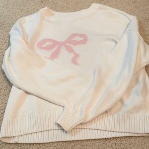 Hollister Cream Sweater with Pink Bow